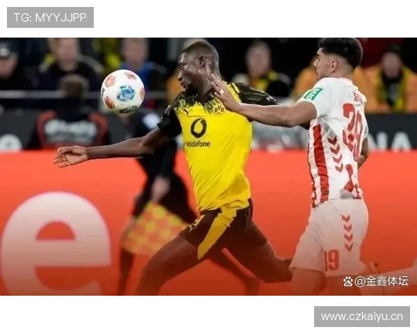 埃贝尔称将以同样态度迎战门兴夏季已决定让卡尔等年轻球员担纲核心